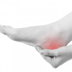 Tại sao gót chân bị đau và bạn cần làm gì?
