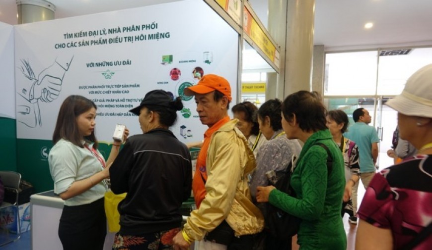 Ngày thứ 3 - Triển lãm Quốc tế chuyên ngành Y dược Việt Nam lần thứ 26