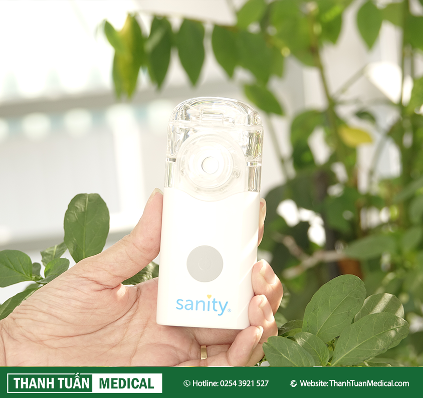 Máy xông khí dung siêu âm Sanity AP 2717 Pro có thiết kế nhỏ gọn, dễ dàng cầm trên tay