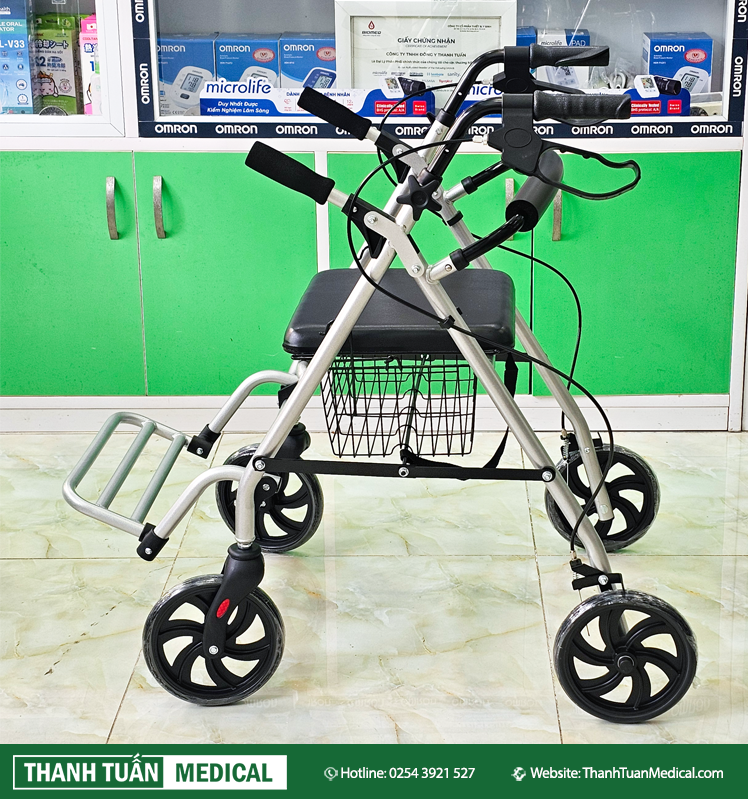 Bánh xe đường kính 8 inch giúp di chuyển êm ái trên bề mặt phẳng