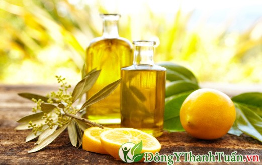 Bài thuốc chữa đau răng từ dầu oliu và dầu đinh hương