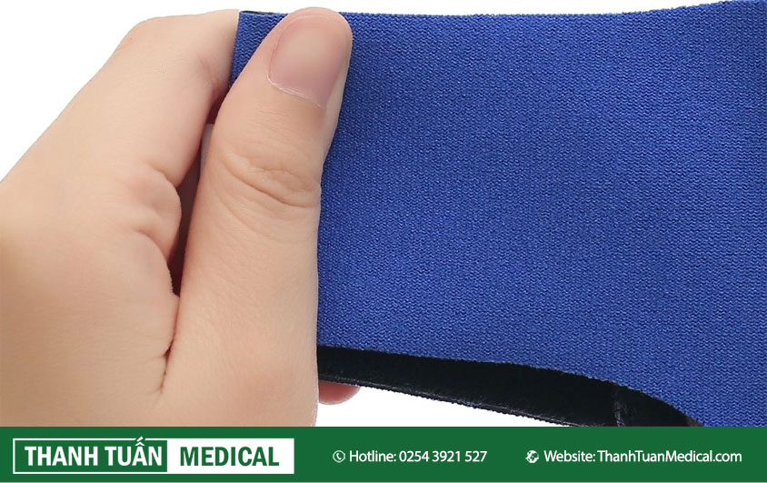 Chất liệu neoprene giúp nâng đỡ và nén chắc chắn