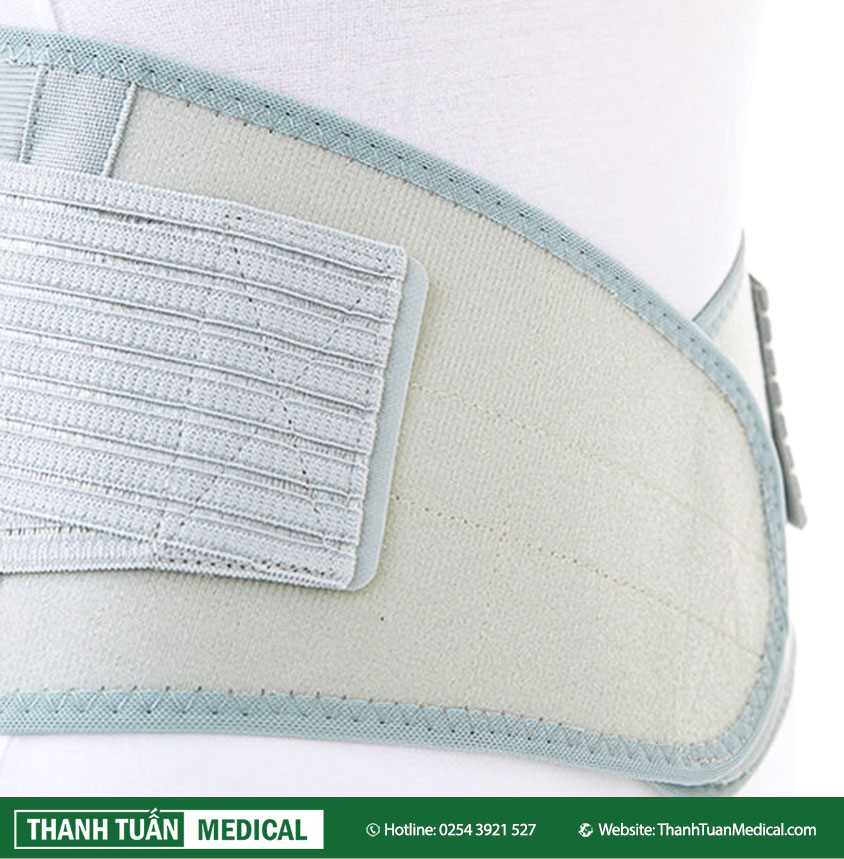 Dây đeo hai bên giúp điều chỉnh độ nén và ổn định