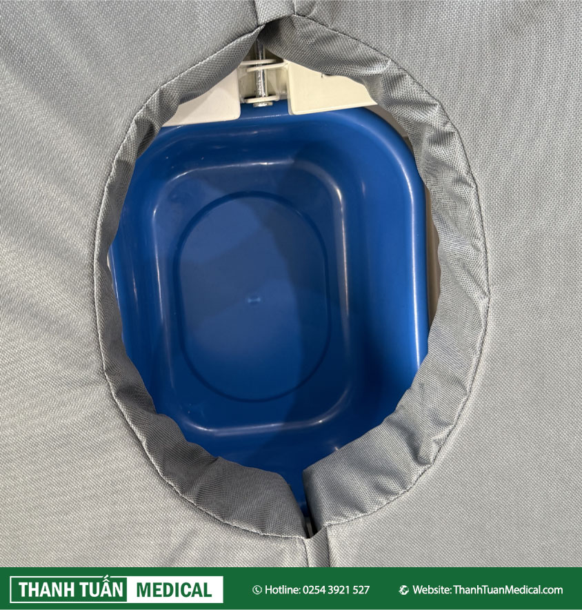 Đóng – mở bô vệ sinh tại giường