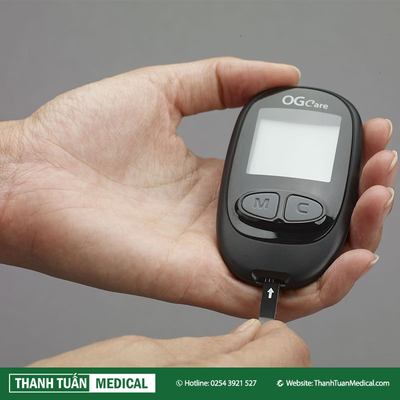 Theo dõi đường huyết thường xuyên là yêu cầu thiết yếu đối với người mắc đái tháo đường