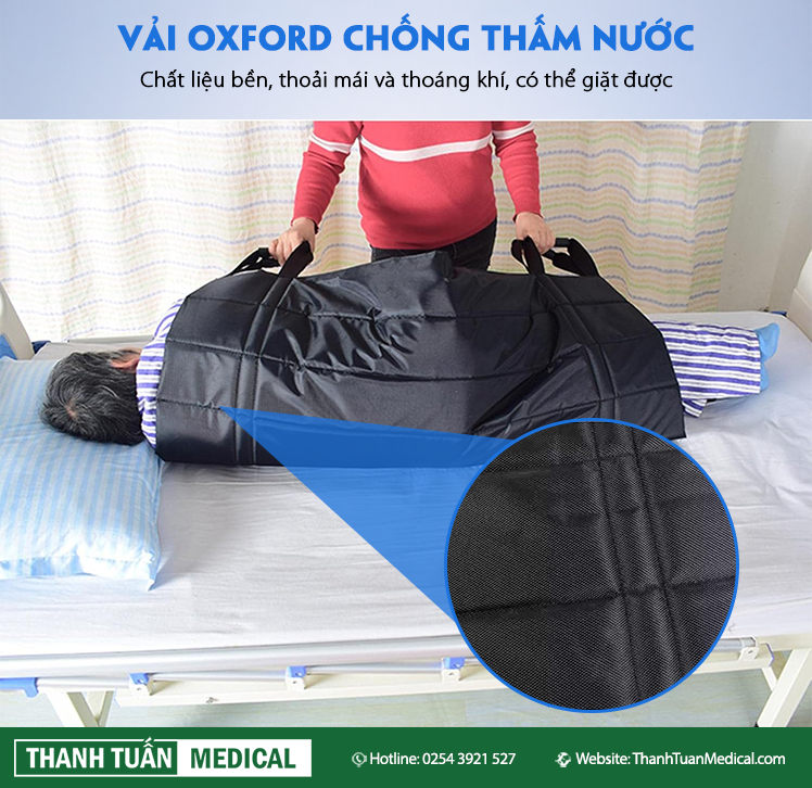 Tấm lót được làm bằng vải Oxford, an toàn và dày