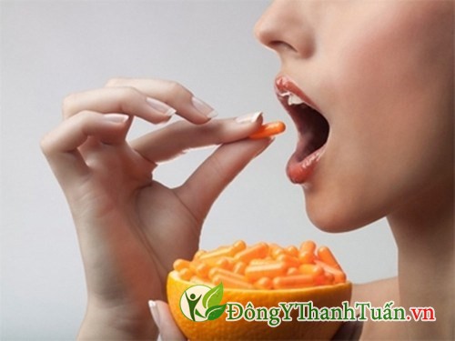 thiếu vitamin c là nguyên nhân hay bị chảy máu chân răng