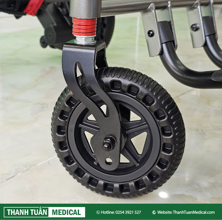 2 Bánh trước 6inch có khoá xoay 360° siêu linh hoạt