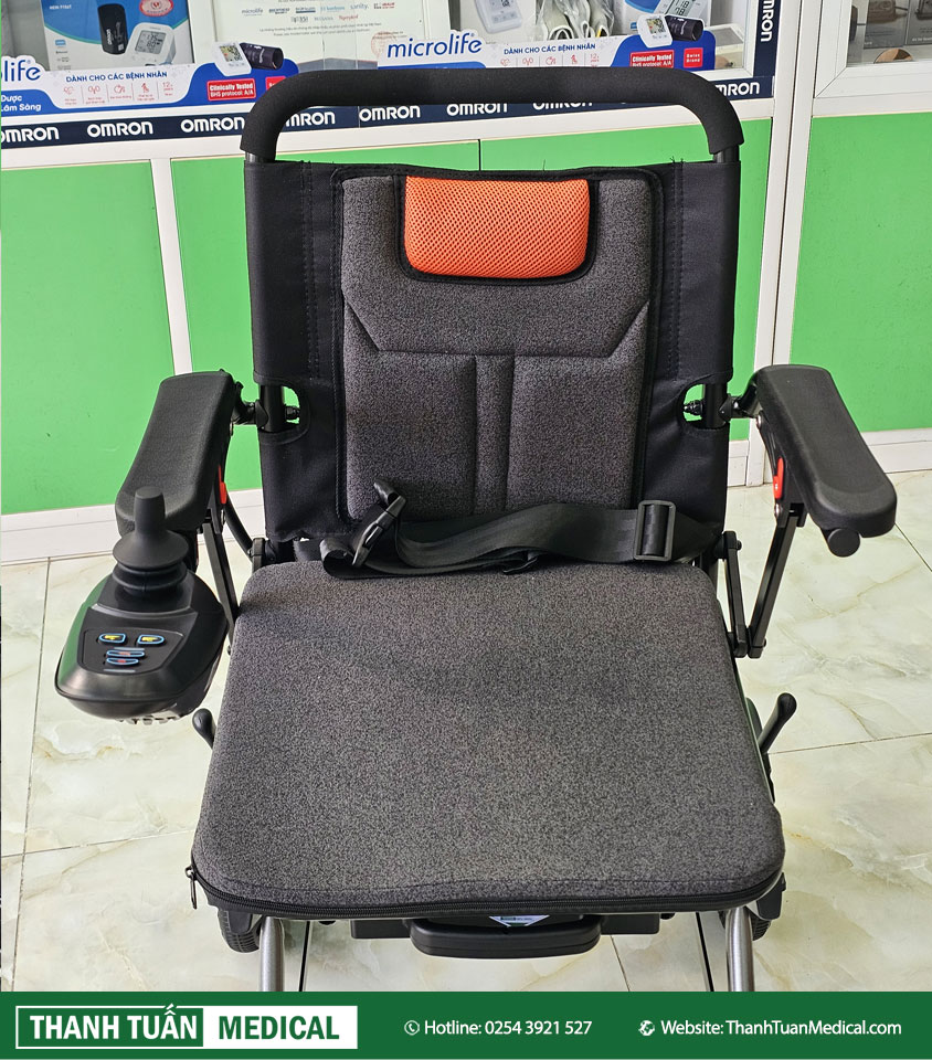 Dây an toàn giúp cố định an toàn người dùng khi di chuyển