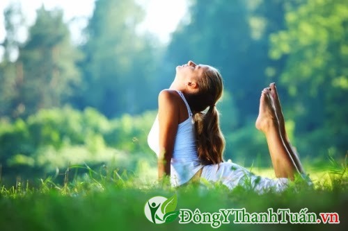 yoga chữa đau vai gáy2