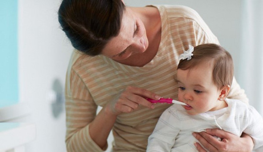Chăm sóc răng miệng cho trẻ bằng cách nào?