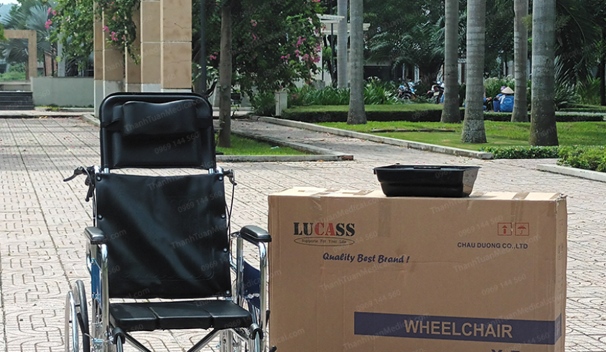 Lắp đặt và bàn giao xe lăn tay đa năng Lucass X7 - Ngả lưng như một chiếc giường, có bô và thắng tay