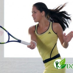 Phòng ngừa đau cổ tay khi chơi tennis